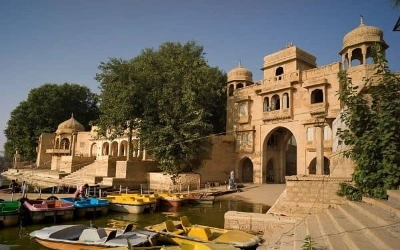 Golden City Jaisalmer adventure tour with heritage forts and havelis